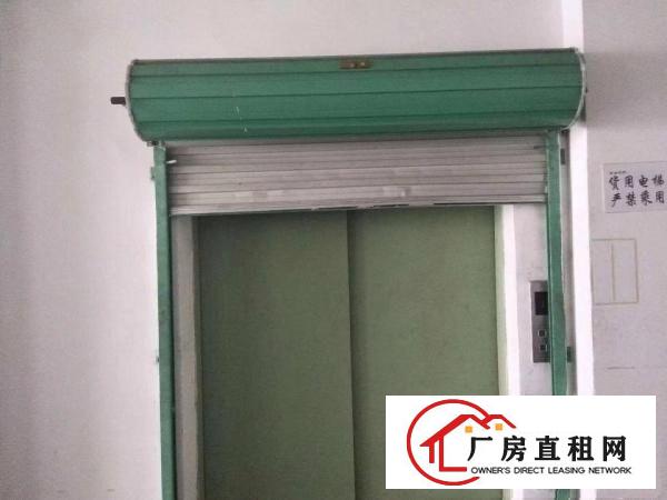 
爱联二楼500豪华装修厂房出租水电齐全