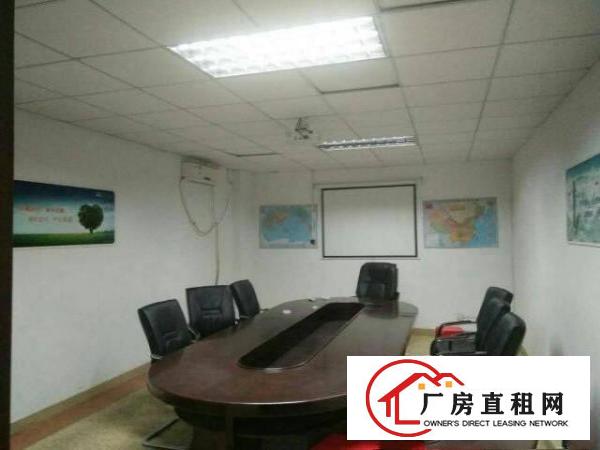 
龙岗爱联一二楼带装修3200平米，厂房急租