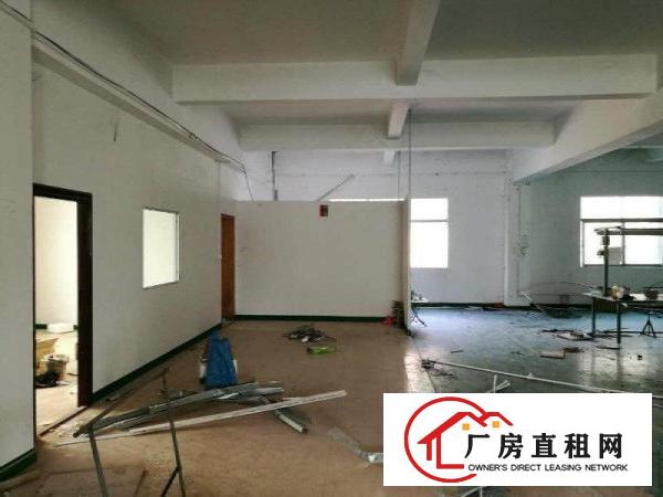 
龙岗第六工业区工业园厂房一楼500平底价出租