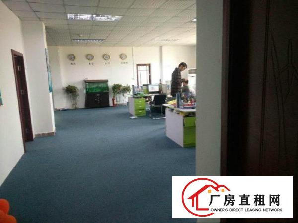
龙岗爱联精装修1000平厂房底价出租（无需转让费）