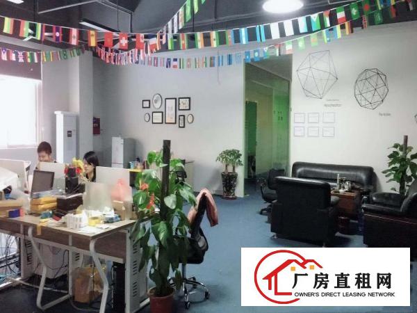 
龙岗同乐原房东一二三楼3900平米招租