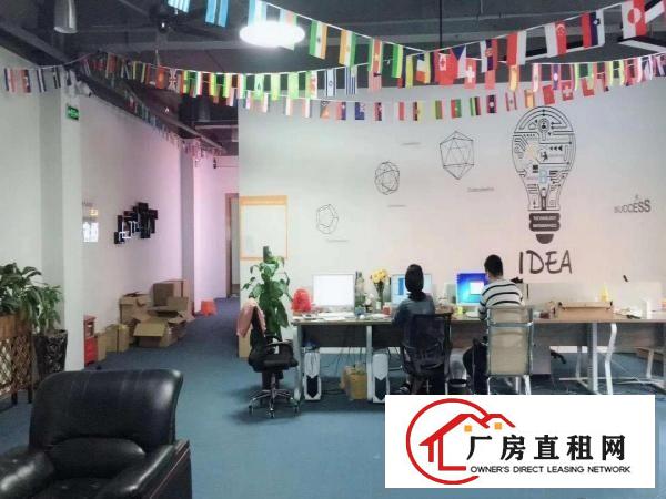 
龙岗同乐原房东一二三楼3900平米招租