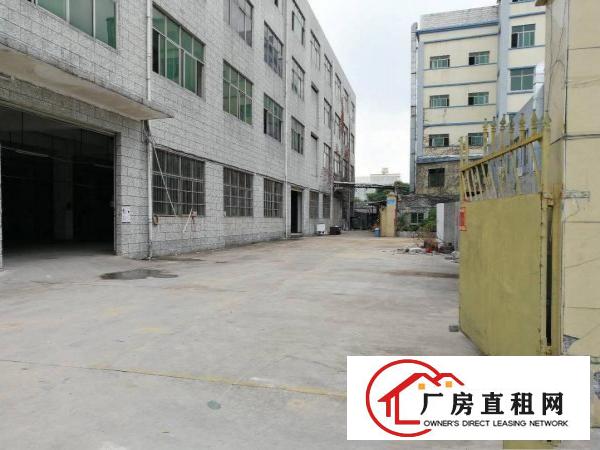 
龙东爱南路边独院厂房一万平方招租