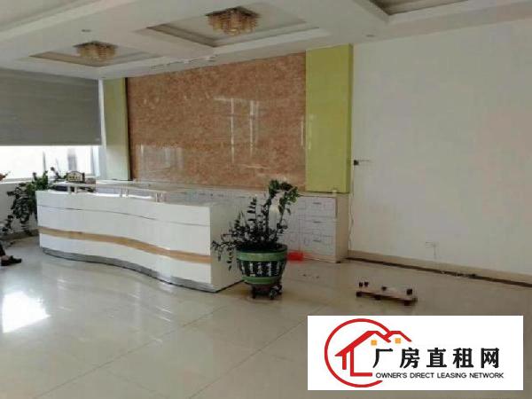 
龙岗大运新城龙西新出厂房680平米带装修拎包