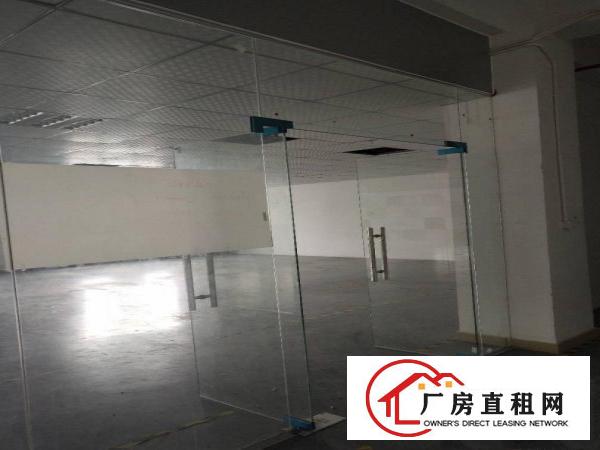 
龙岗宝龙新空出整层3300平米带装修厂房出租