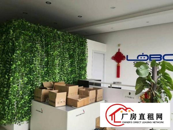
龙岗中心城大工业区新出楼上400平精装修厂房出租