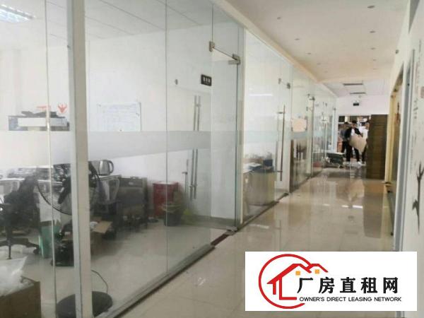 
龙岗中心城大工业区新出楼上400平精装修厂房出租