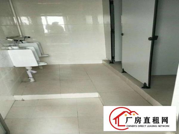 
南联碧新路边楼上精装办公厂房960出租