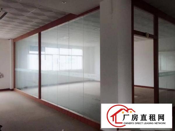 
龙岗宝龙工业城豪华装修厂房3300出租