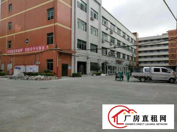 
南联方兴科技园2楼分租580平米，现成装修