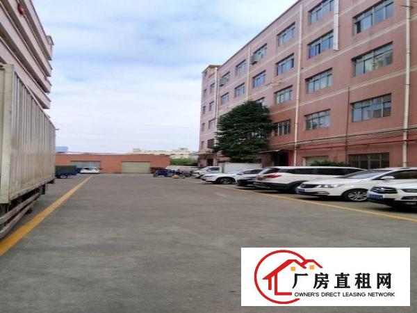 
龙岗南联学校旁边2500平米一楼厂房出租