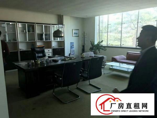 
龙岗业主自建厂房出租也可500平方米分租手续齐全