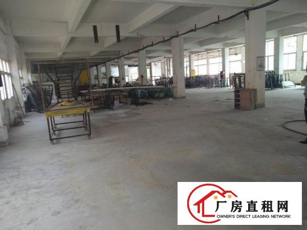 
龙岗中心城原房东新出一楼850平方带行车厂房出租