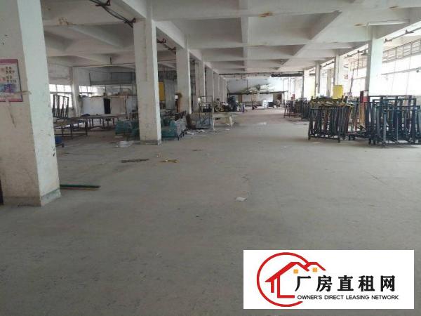 
龙岗中心城原房东新出一楼850平方带行车厂房出租