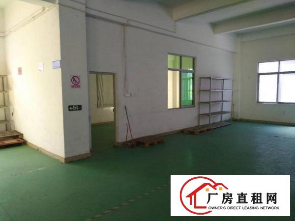 
龙岗中心城爱联工业区楼上新出厂房1800平米可分租