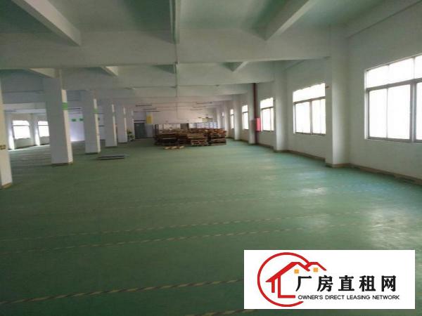 
龙岗中心城爱联工业区楼上新出厂房1800平米可分租