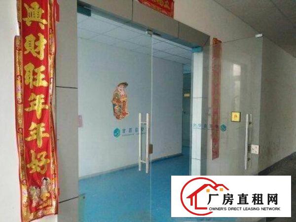
常平土塘原房东标准厂房二楼1000平方低.价出租