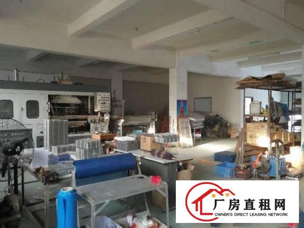 
常平袁山贝新出原房东厂房一楼750平方带装修