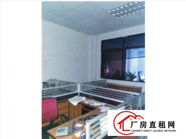 
常平岗梓工业区二楼1100平米厂房出租