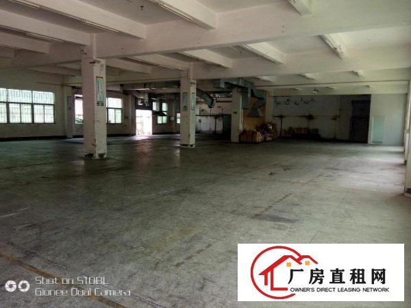 
土塘，裕隆路厂房1100平米一楼，适合任何行业。价