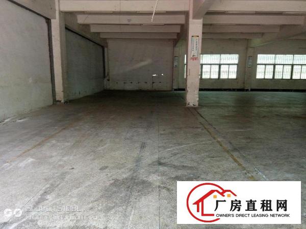
土塘，裕隆路厂房1100平米一楼，适合任何行业。价