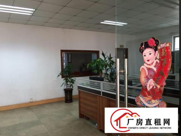 
常平环城路边分租一楼1300方厂房招租