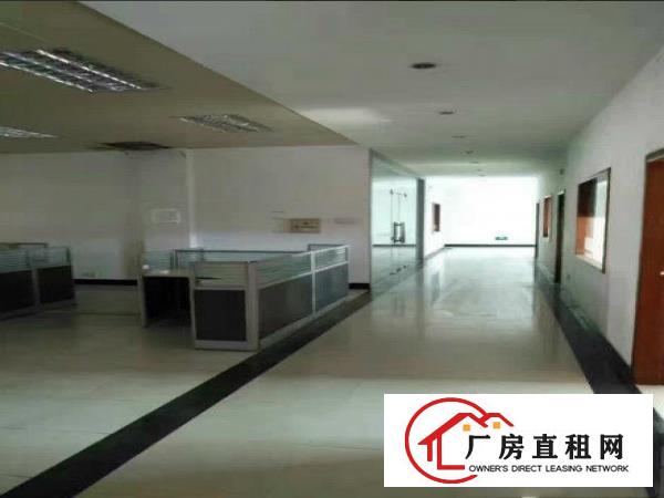 
火车站附近新出独院4层4400平方，宿舍1200
