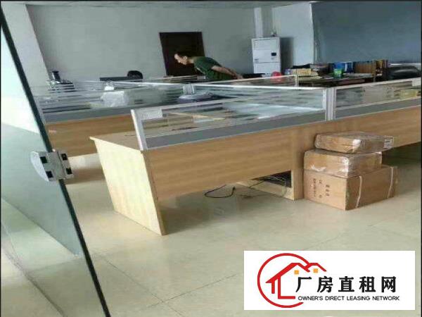 
常平分租标准一楼1000平米，6米高，带办公室装修