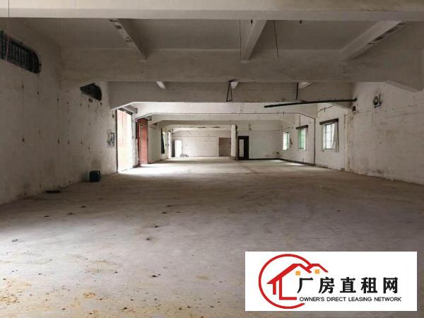 
独门独院标准厂房7000，厂房位置易招工