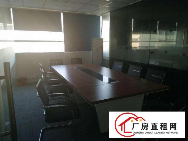 
常平靠近大朗还珠沥大型工业区新出楼上600平方出租