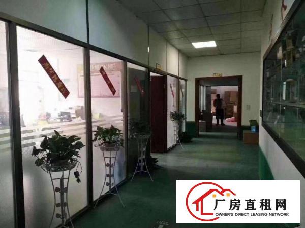 
龙岗爱联新出现成装修900平方厂房招租超优惠价出租