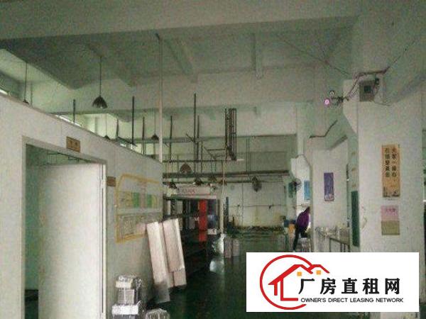 
龙岗龙城一楼厂房招租1100平方空地大交通便利