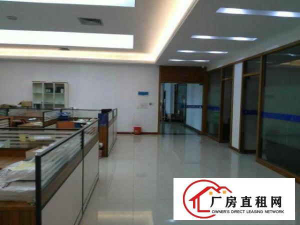 
龙岗爱联花园式独院3900平方厂房可分租