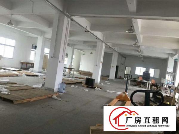 
急龙岗爱联地铁附近原房东一楼厂房500平米带装修