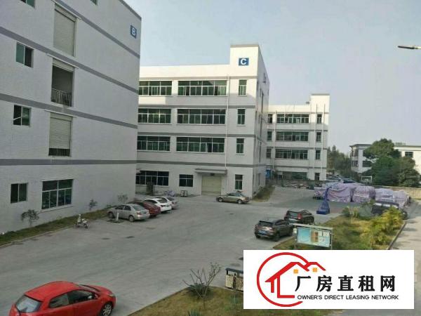 
宝龙超靓工业园分租三楼1500、1800平带装修