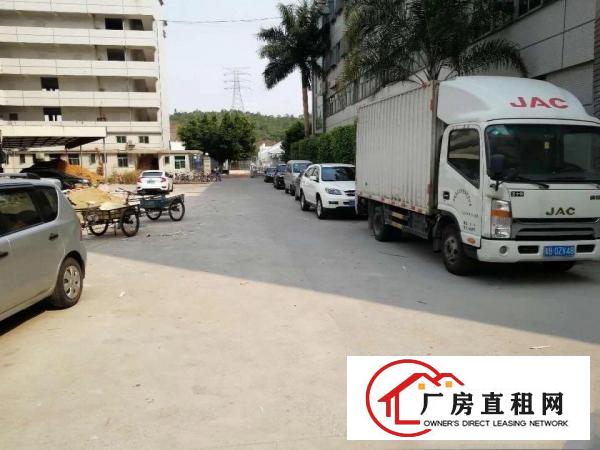 
龙岗南联楼上整层2100平带装修厂房出租
