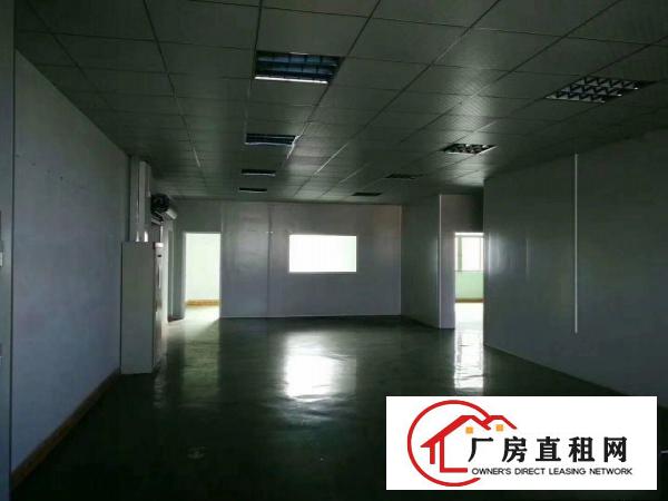 
L龙岗南联原房东1/2楼各1200平方厂房出租