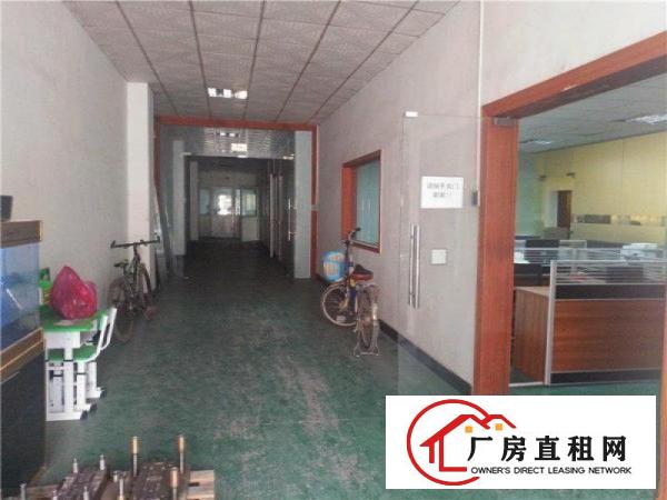 
龙岗爱联地铁站边带红本厂房3600平米招租可分租