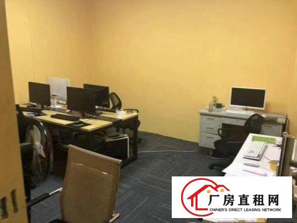 
龙岗南联地铁站旁580平带精装修有电梯厂房出租