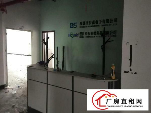 
龙岗爱联地铁站1公里新出楼上1300平精装修出租