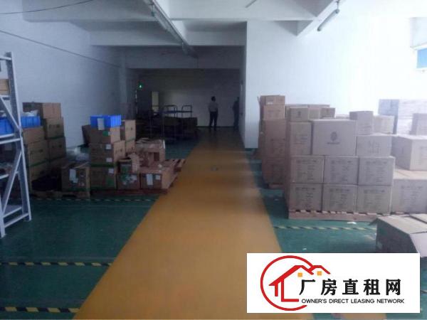 
龙岗南联楼上1200带精装修厂房出租