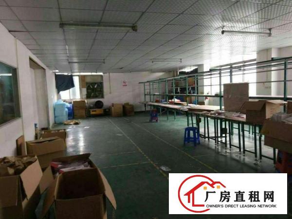 
横岗六约地铁站附近楼上简单装修500平厂房出租