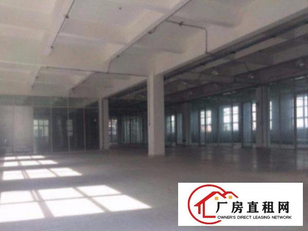 
横岗188工业区标准厂房楼上1800平水电齐全，外观形象佳