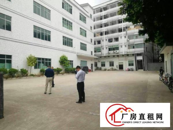 
横岗六约，埔厦工业区，三楼380平方带装厂房出租。