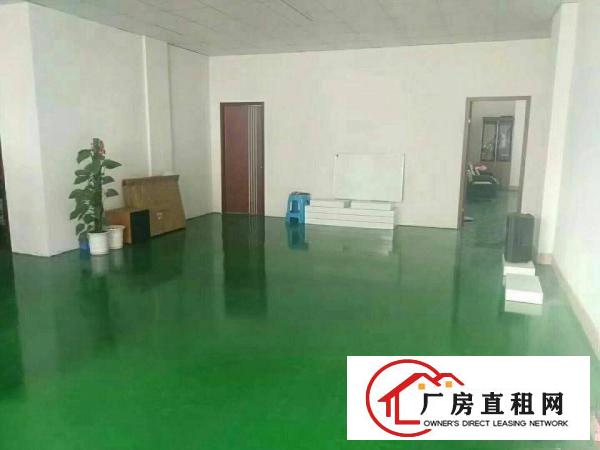 
横岗六约，埔厦工业区，三楼380平方带装厂房出租。
