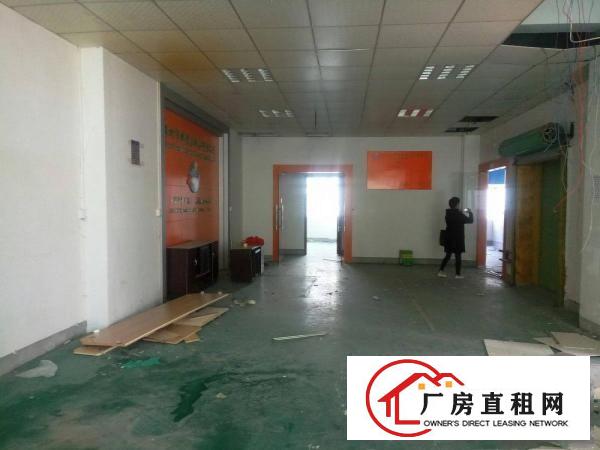
横岗荷坳地铁站1200平带装修厂房出租可分租