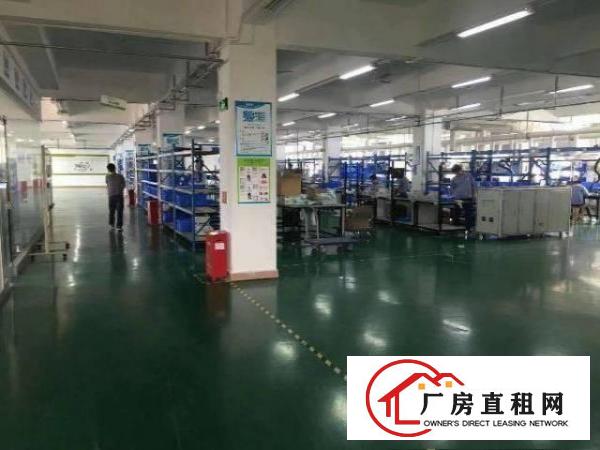 
横岗六约塘坑地铁站三楼新出900厂房出租可分450