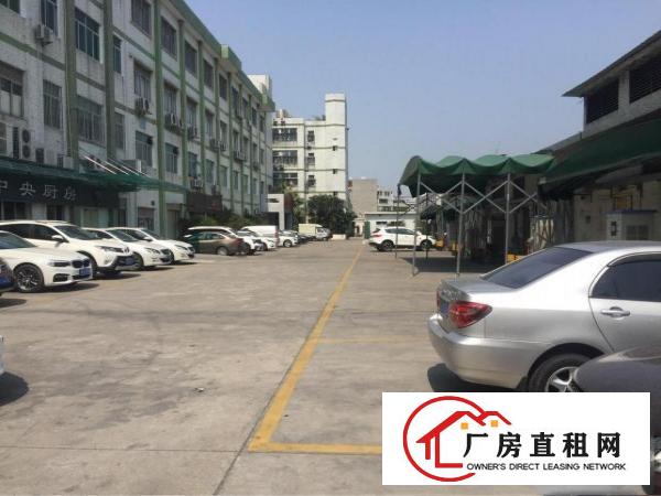 
横岗地铁口一楼500平方出租