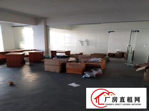 
横岗六约圣德堡酒店附近新出二楼280平米厂房出租