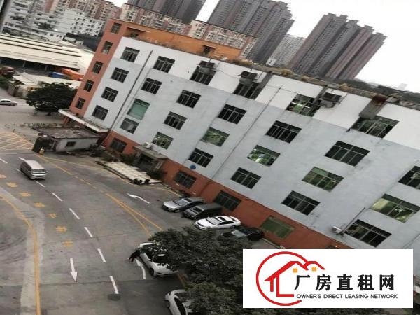 
六约地铁站边一楼电商园100.200..500平米